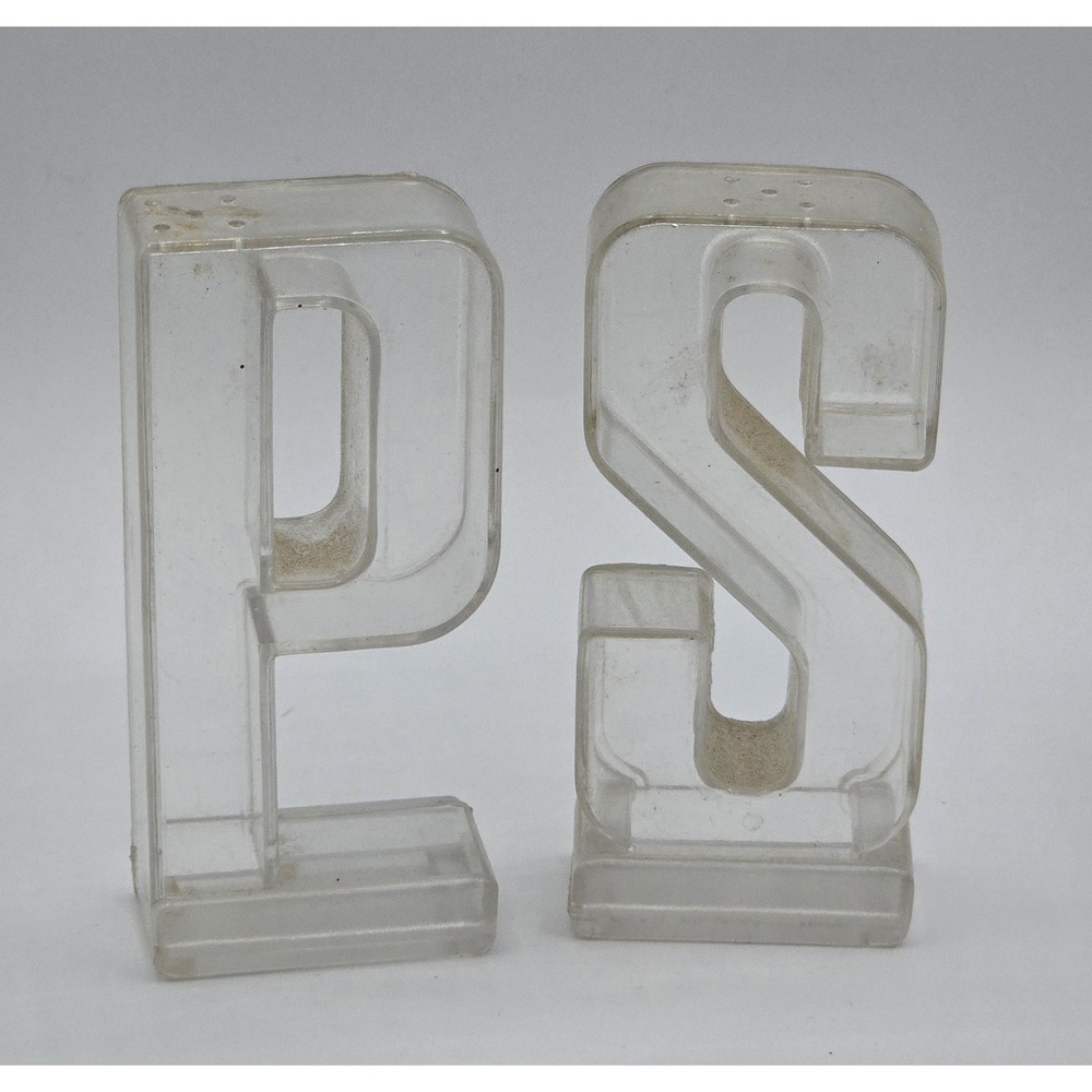 Vintage Hong Kong Clear Plastic S & P Letters Salt & Pepper Shakers-VGUC‎